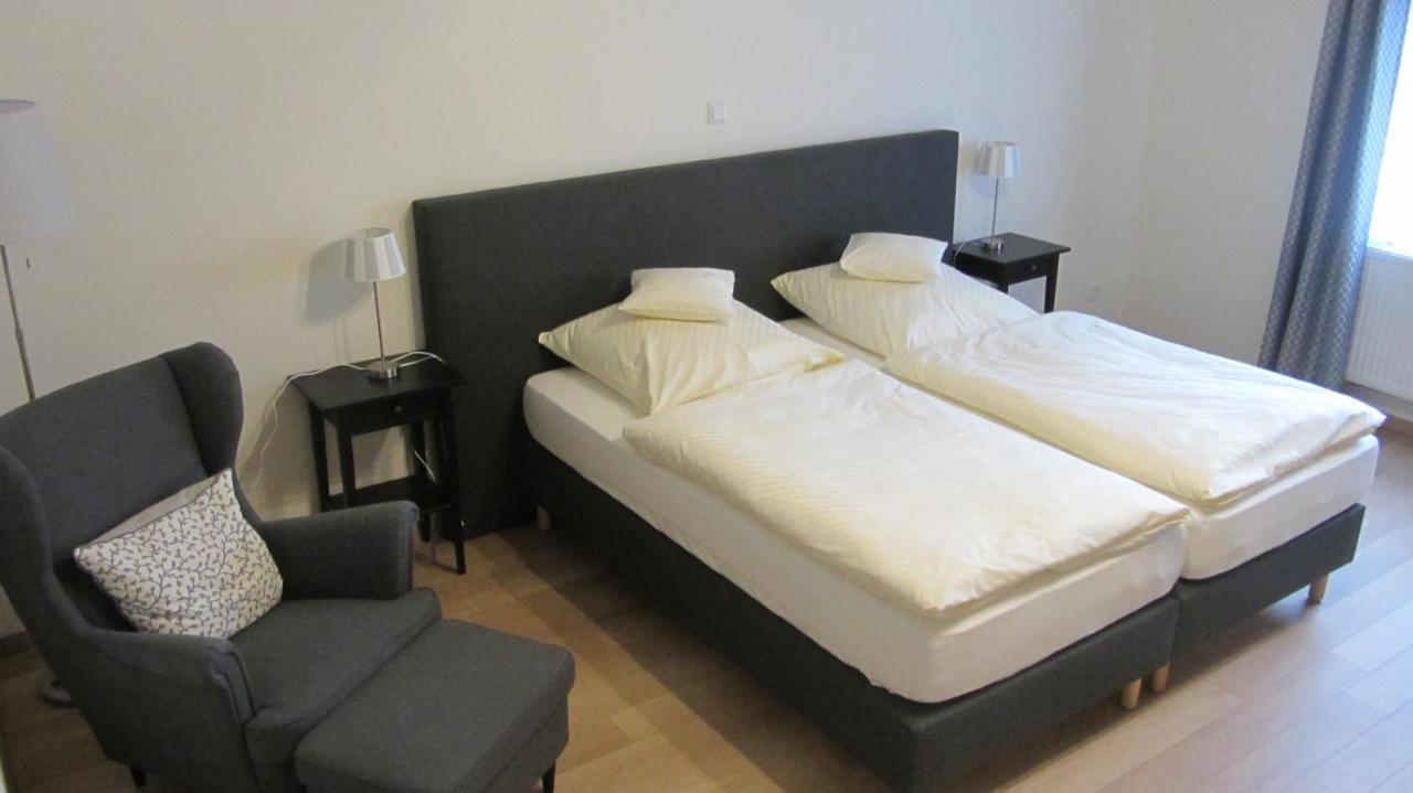 Hotel Rose วาร์บวร์ก ภายนอก รูปภาพ